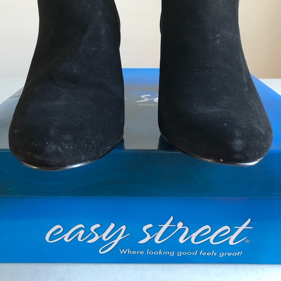 Easy Street Endear Black Ankle Boots w/“Snake-Type” Embossed Panel - Picture 11 of 12